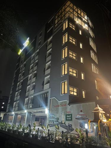 Exterior view, Double D Hotel near Cholaprathan Hospital Exterior view, Double D Hotel near Cholaprathan Hospital