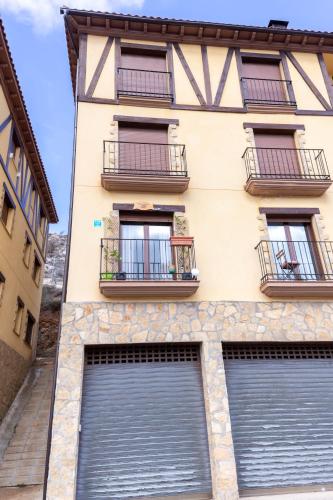 Apartamento Turístico Snow Boutique (Apartamento Turistico Snow Boutique) in Camarena De La Sierra Apartamento Turístico Snow Boutique (Apartamento Turistico Snow Boutique) in Camarena De La Sierra