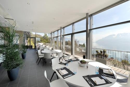 餐廳, 普利爾皮納酒店 (Prealpina) in 謝布爾 餐廳, 普利爾皮納酒店 (Prealpina) in 謝布爾