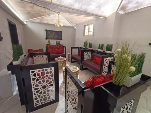 Qasr Al Thuraya Hotel Apartments near Al Tayebat International City Qasr Al Thuraya Hotel Apartments near Al Tayebat International City