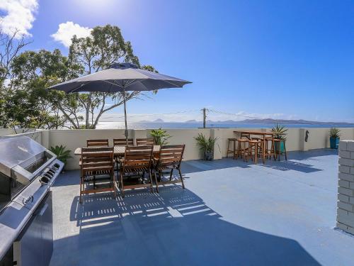 The Point 10, 5-7 Mitchell St - stunning water views in Порт Стивънс The Point 10, 5-7 Mitchell St - stunning water views in Порт Стивънс