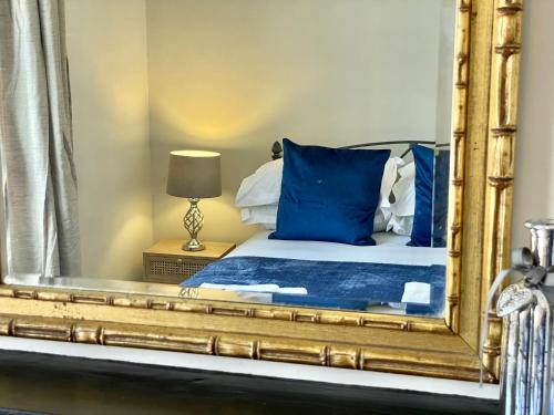 The Balmoral close to the racecourse