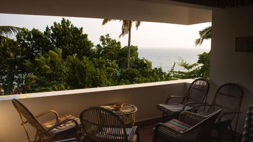 バルコニー/テラス, Hope Hostels, Varkala - Helipad in バルカラ バルコニー/テラス, Hope Hostels, Varkala - Helipad in バルカラ