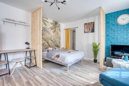 JUNGLE CHIC Studio 27m² 5min Gare de Pontoise in Pontoise JUNGLE CHIC Studio 27m² 5min Gare de Pontoise in Pontoise
