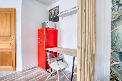 JUNGLE CHIC Studio 27m² 5min Gare de Pontoise in Pontoise JUNGLE CHIC Studio 27m² 5min Gare de Pontoise in Pontoise