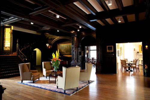 在meiguo.com看到的Mansions on Fifth的介绍图片