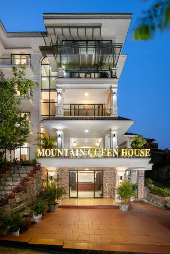 Sapa Mountain Queen House near Muong Hoa Valley Sapa Mountain Queen House near Muong Hoa Valley