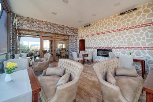 Ресторан, Residence Konstantina Palace in Казанлак Ресторан, Residence Konstantina Palace in Казанлак
