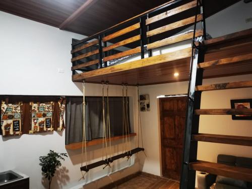 Cabana Hamacas in Cartago Cabana Hamacas in Cartago