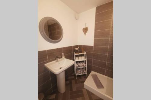 The Moorings, 2 bed apartment with private garden. in Cellardyke The Moorings, 2 bed apartment with private garden. in Cellardyke