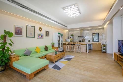 Hua Yang Nian Seaview Hostel in Huizhou Hua Yang Nian Seaview Hostel in Huizhou