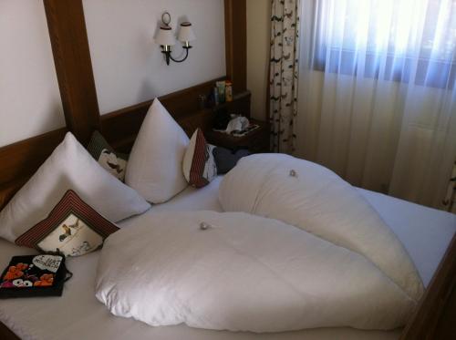 This photo about Alpin Hotel Garni Eder - Private Living shared on HyHotel.com