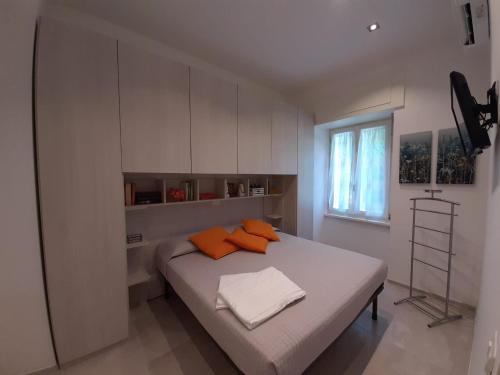 Appartamento GIOIOSA 2 con giardino e vista Lago Maggiore in Belgirate Appartamento GIOIOSA 2 con giardino e vista Lago Maggiore in Belgirate