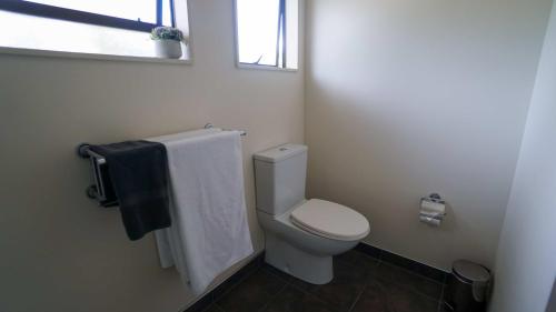 Bathroom, Whangarei Central Holiday Park in Morningside Bathroom, Whangarei Central Holiday Park in Morningside