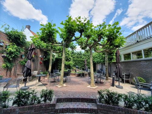 Étterem, Slapen Bij Brownies & Downies in Centrum Étterem, Slapen Bij Brownies & Downies in Centrum