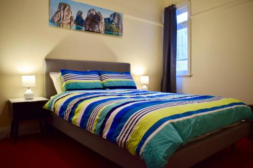 Comfortable 3 Bedroom Apartment In Trendy Haberfield in Ashfield Comfortable 3 Bedroom Apartment In Trendy Haberfield in Ashfield