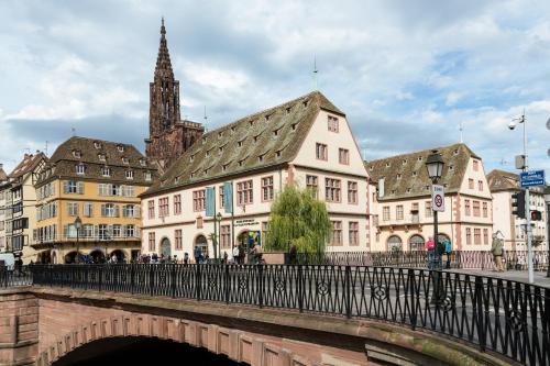 Le Corbeau - Grand Appartement Strasbourg Centre, Calme