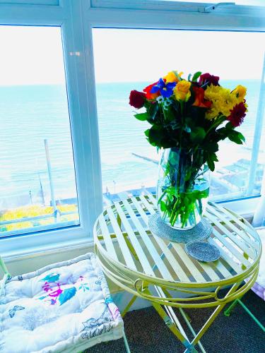 The Villa Mentone Hotel in Isle of Wight The Villa Mentone Hotel in Isle of Wight
