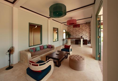 Lobby, The Apsara Rive Droite Hotel in Nam Khan River Lobby, The Apsara Rive Droite Hotel in Nam Khan River