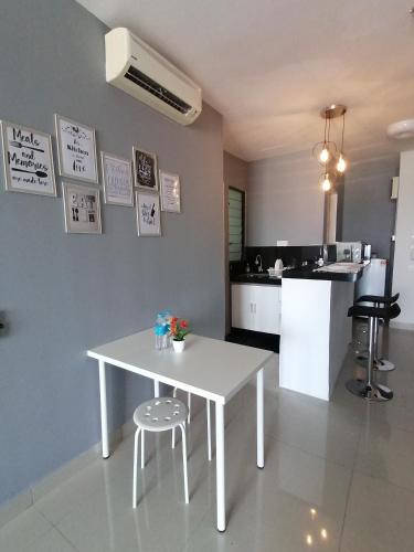 Facilities, THE FAMILY HOMESTAY@UNIV360 PLACE,SERDANG near Universiti Putra Malaysia Facilities, THE FAMILY HOMESTAY@UNIV360 PLACE,SERDANG near Universiti Putra Malaysia