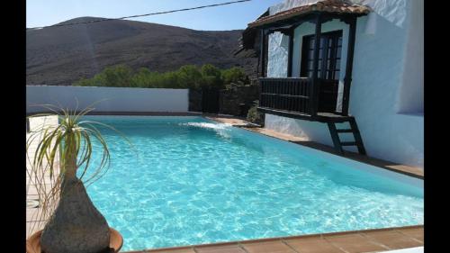 Úszómedence, Casa Angel in Yaiza Úszómedence, Casa Angel in Yaiza