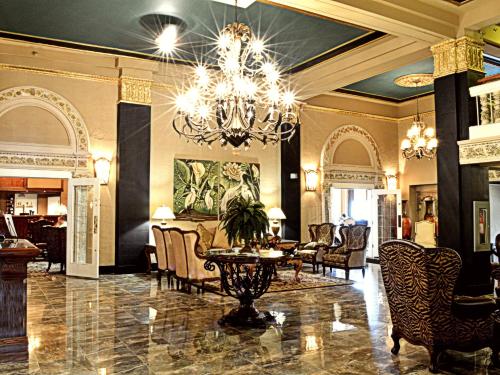 Lobby, Grant Hall Hotel in Moose Jaw (SK) Lobby, Grant Hall Hotel in Moose Jaw (SK)