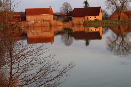Surrounding environment, Zur Altmuhlquelle in Windelsbach Surrounding environment, Zur Altmuhlquelle in Windelsbach