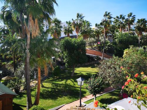 taman, El Capistrano in Pusat Bandar Nerja taman, El Capistrano in Pusat Bandar Nerja