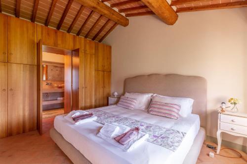 Borgo de Brandi in มอนเทริกกิโอนิ Borgo de Brandi in มอนเทริกกิโอนิ