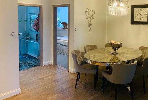 BESOTEL Mettmann-schicke FeWo oder Apartments nahe Golfplatz Gruiten und Neandertal mit Glasfaser WL in Mettmann BESOTEL Mettmann-schicke FeWo oder Apartments nahe Golfplatz Gruiten und Neandertal mit Glasfaser WL in Mettmann