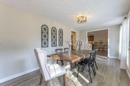 Facilities, 4BR Ranch Style Home A Mile From Historic Downtown in Other Facilities, 4BR Ranch Style Home A Mile From Historic Downtown in Other