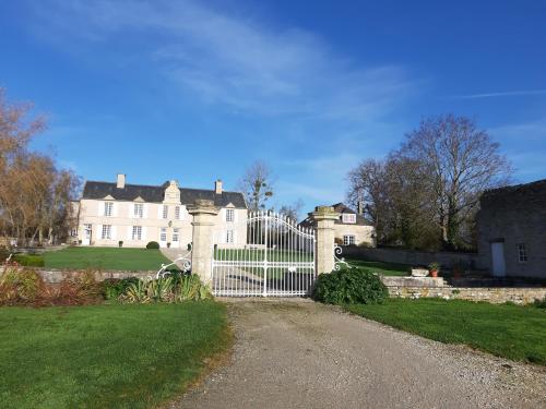 Manoir de Conjon in Crouay Manoir de Conjon in Crouay
