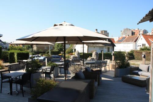 شرفة/ تراس, Villa Hotel in ميدلكيركى شرفة/ تراس, Villa Hotel in ميدلكيركى