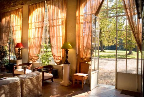 Közös társalgó / TV, Chateau des Briottieres in Chateauneuf-sur-Sarthe Közös társalgó / TV, Chateau des Briottieres in Chateauneuf-sur-Sarthe