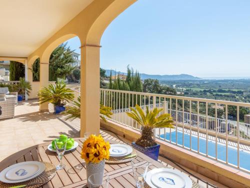 Holiday Home Manjua 210 in Palau-saverdera Holiday Home Manjua 210 in Palau-saverdera