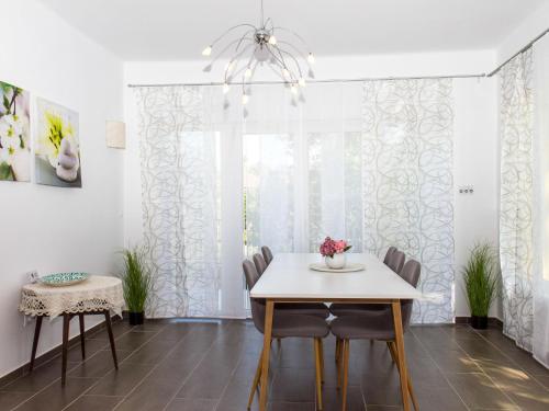 Holiday Home Francois by Interhome in Balatonbereny Holiday Home Francois by Interhome in Balatonbereny