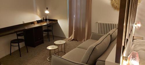 auberge le petit mas in Issoire auberge le petit mas in Issoire