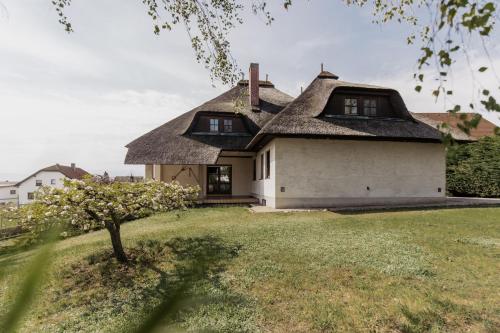 Exterior view, Ferienhaus Schilfvilla in Morbisch am See Exterior view, Ferienhaus Schilfvilla in Morbisch am See