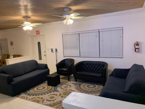 Facilities, Nature's Delight Lodge in Acklins and Crooked Islands Facilities, Nature's Delight Lodge in Acklins and Crooked Islands