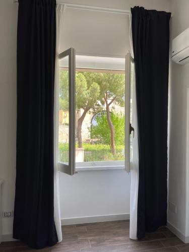 Balcony/terrace, Banus Rooms in Cagliari Balcony/terrace, Banus Rooms in Cagliari