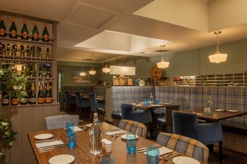 Bar/ Salón, Riva Boutique Hotel in Helensburgh Bar/ Salón, Riva Boutique Hotel in Helensburgh
