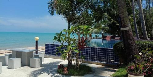 Lipa Bay Resort in Nathon Lipa Bay Resort in Nathon