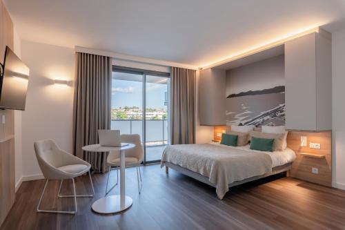 Lagrange Apart'Hotel Antibes Olympie in Antibes Lagrange Apart'Hotel Antibes Olympie in Antibes