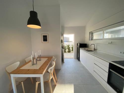 Kitchen, Arvore Beach House in Árvore Kitchen, Arvore Beach House in Árvore