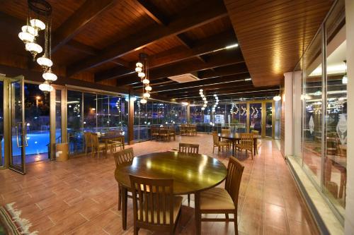 Restaurante, Pamukkale Whiteheaven Suite Hotel in Pamukkale Restaurante, Pamukkale Whiteheaven Suite Hotel in Pamukkale