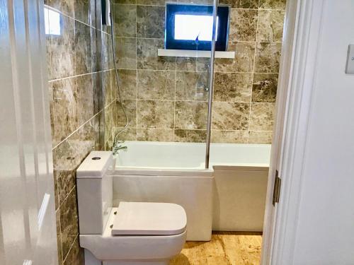 Bathroom, Scottish Border Powfoot Dumfries in Powfoot Bathroom, Scottish Border Powfoot Dumfries in Powfoot