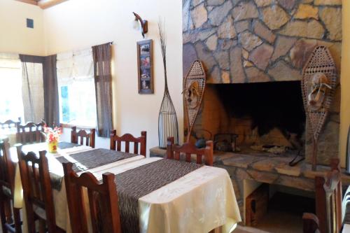 Bar/lounge, Complejo hotelero Illihue - Cabanas & Hosteria in Junín de los Andes Bar/lounge, Complejo hotelero Illihue - Cabanas & Hosteria in Junín de los Andes