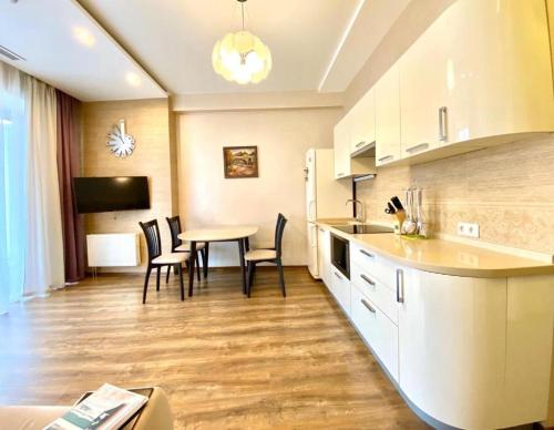 مطبخ, Актер Гэлакси 3 спальни in Khostinsky مطبخ, Актер Гэлакси 3 спальни in Khostinsky