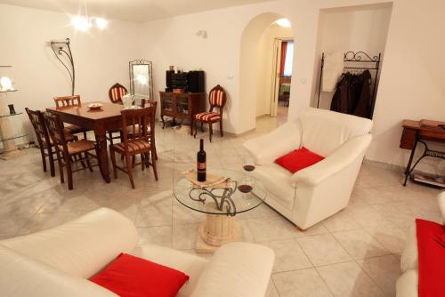 Hotel Apartment Antique Forum