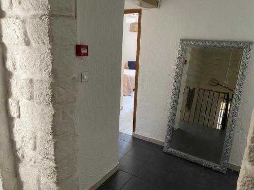 المنظر الخارجي, Hotel Restaurant Le Provencal in لي-جروء-دو-روي المنظر الخارجي, Hotel Restaurant Le Provencal in لي-جروء-دو-روي